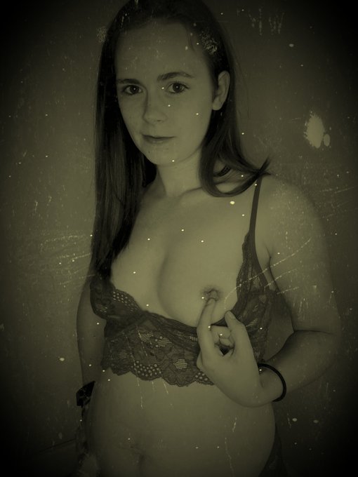 Come join in my raffle on onlyfans and get your chance to make my cum 😈  #onlyfans #lovense #LUSH2 #SellingContent<a href="/tag/lovense"class="tags"><span>#lovense</span></a><a href="/tag/onlyfans"class="tags"><span>#onlyfans</span></a><a href="/tag/makememoanmonday"class="tags"><span>#makememoanmonday</span></a><a href="/tag/lush2"class="tags"><span>#lush2</span></a><a href="/tag/onlyfanspromo"class="tags"><span>#onlyfanspromo</span></a>