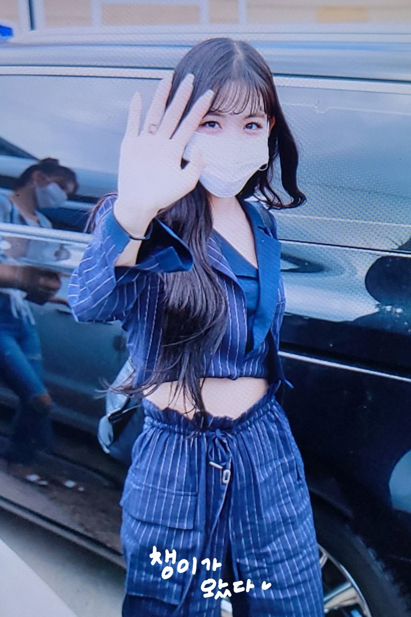 ch_chaeyoung's tweet photo. 210525 #프로미스나인 #이채영 #fromis_9 #WE_GO #9_WAY_TICKET https://t.co/T9zv2urleE