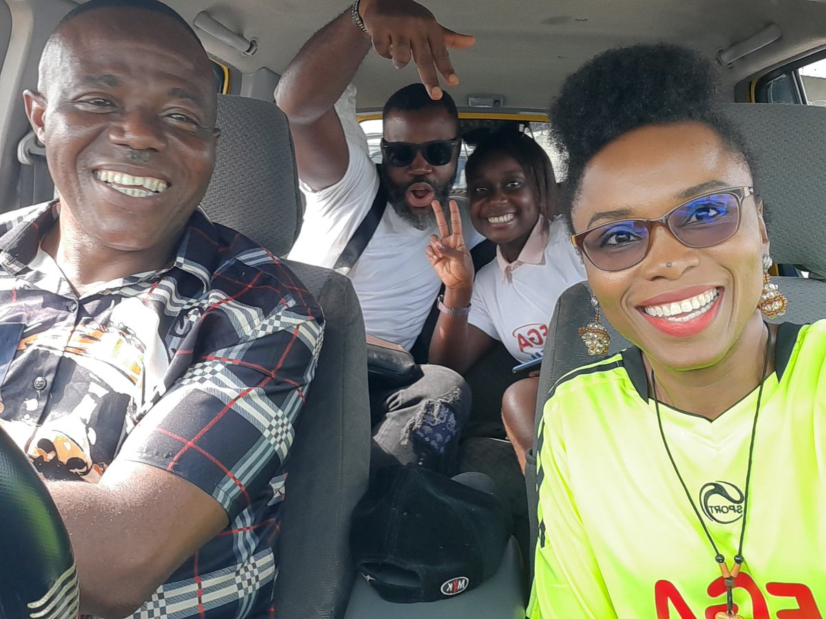 LightrayM's tweet image. I cannot thank Warri People enough!! #givebacktosociety
Here are I am as #QueenMother with my Mega Chief Izeh, Onos B &amp;amp; Anu Radio Barbie with my MEGA FM Crew joined by other Chiefs: Gilbert, Eruo, Gidigba, Onajite, Amino, E.K Fashion &amp;amp; many others in Warrii