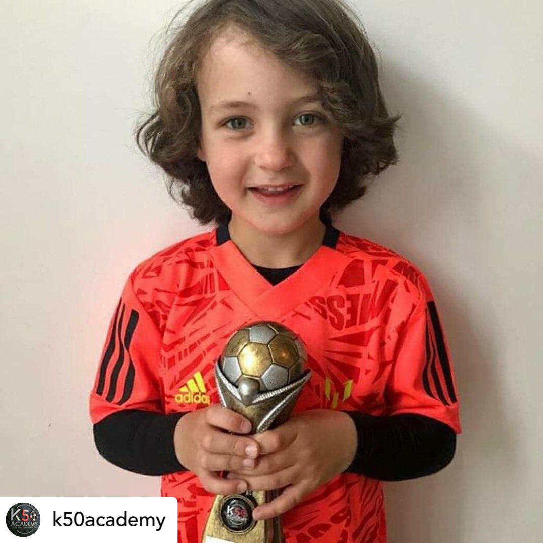 Perry Street FC tweet media