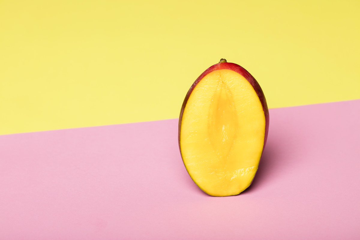 RiypSA's tweet photo. As the importance of an Organic lifestyle continues to grow, we’re adding more and more to our basket. 

Certified Organic Mangoes, Oranges and Lemons, now available for export. 

info@riyp.co
https://t.co/ripJWQL2Ng https://t.co/AukBASup3N