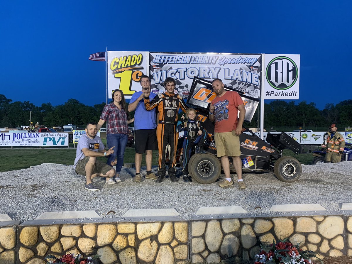 Weldon4B01's tweet photo. Went to Nebraska for 3 nights, raced a total of 6 heat race and 6 features. Came home with 4 feature wins, 2 heat race wins. 5) top 3’s &amp; 1) 5th place finish. https://t.co/ivcWq2V2Y4