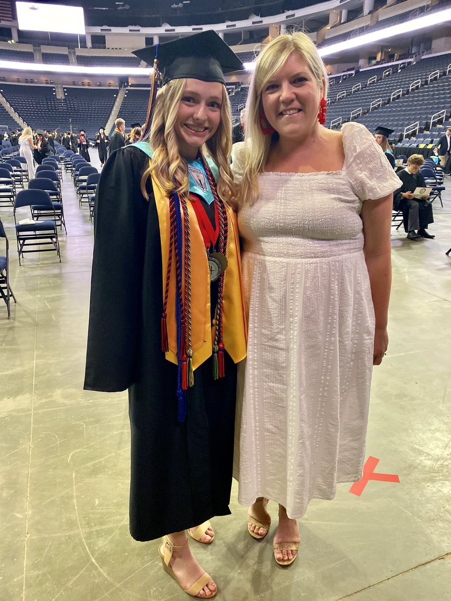 My time with these beauties and their classmates was cut short last Spring. It will be one of the saddest consequences of the pandemic for me. They were a joy to teach and love. 

Class of 2021, you are a sky full of stars! Continue to be the light in this world ❤️ #chouseforever