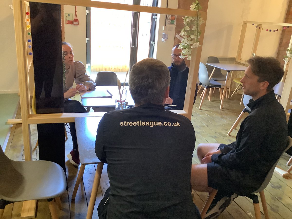 thrive_lcr's tweet photo. Great meeting the team from @SL_Liverpool who are helping tackle youth unemployment with the power of sport. 

Another great relationship being built behind doors to help our regions young people Thrive! 🙌 😀

#workingtogetherworks https://t.co/jao4OiXZWs
