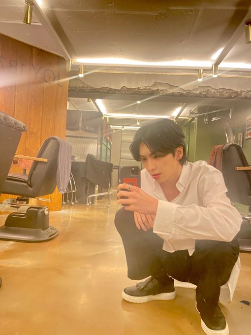 UP10TION_FRANCE's tweet photo. - Twitter #XIAO - 

"🌧️" 

Twitter: @UP10TION 
Date: 24.05.2021 https://t.co/mPa3s6StL9