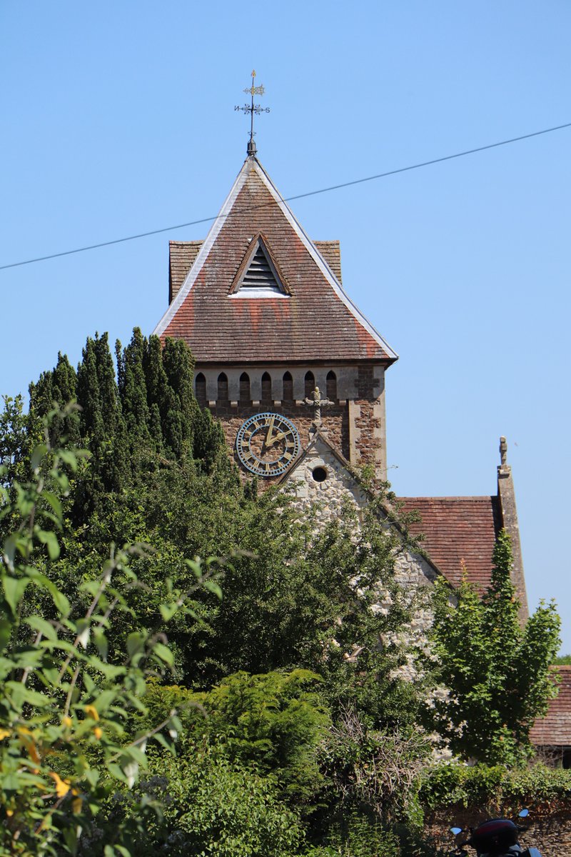 jeremydoddjd's tweet image. Bavarian fairytale castle? No its Seale and Sands church clocktower nestling under the Hogsback

#churchclock #clocktower #archilovers #architecture #architecturelovers