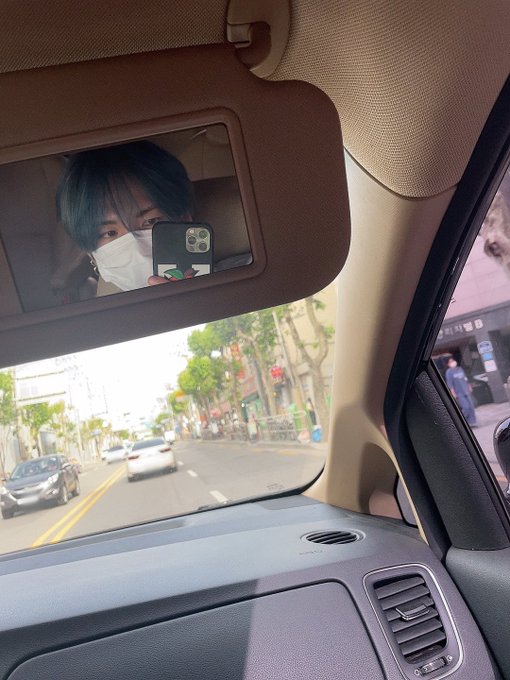 UP10TION_FRANCE's tweet photo. -Twitter #HWANHEE- 

"HwanHa~ ✋🦋" 

Twitter: @UP10TION 
Date: 24.05.2021 https://t.co/wLnS5k8Bnr