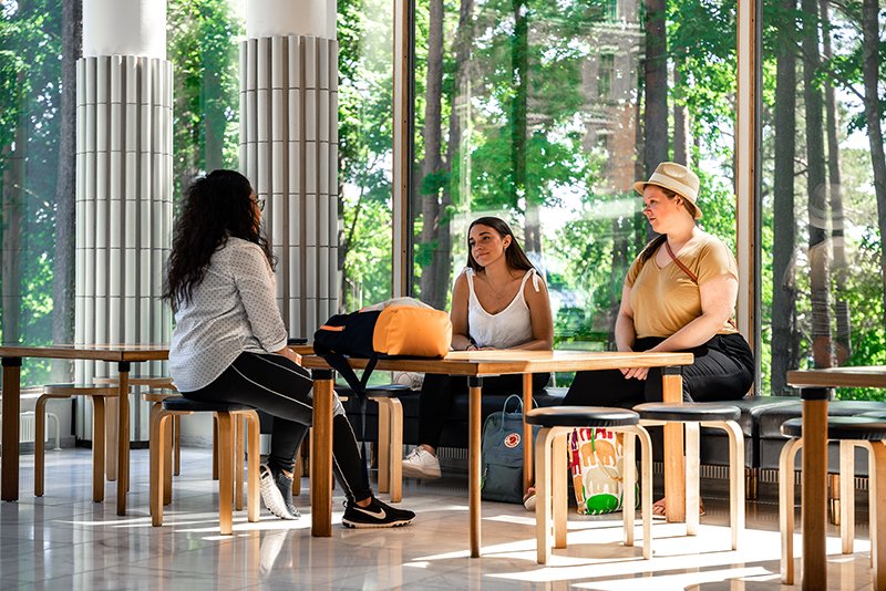 JYU:n ja <a href="/Nyyti_ry/">Nyyti ry</a>:n Myötätuntoa korkeakouluihin -hankkeen kehittämä Myötätunto-mentorointi tähtää opiskelijoiden myötätuntovalmiuksien vahvistamiseen ja samalla tietoisen, myönteisen ryhmäkokemuksen tarjoamiseen. bit.ly/2RHG2Pm #JYUnique