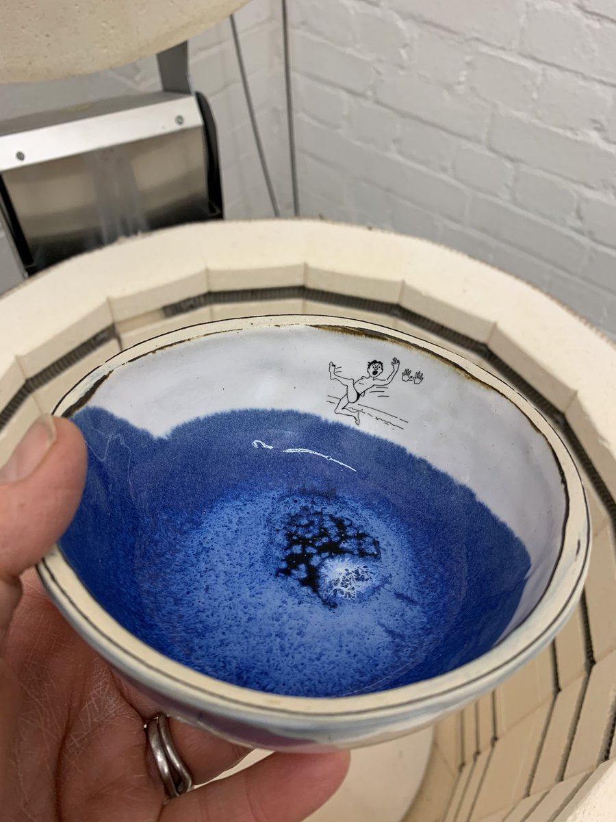 SE7Potter's tweet photo. Not perfect but it is making me smile. #NoPushing #BowlLols #KilnLife https://t.co/JqcMfsMZL0