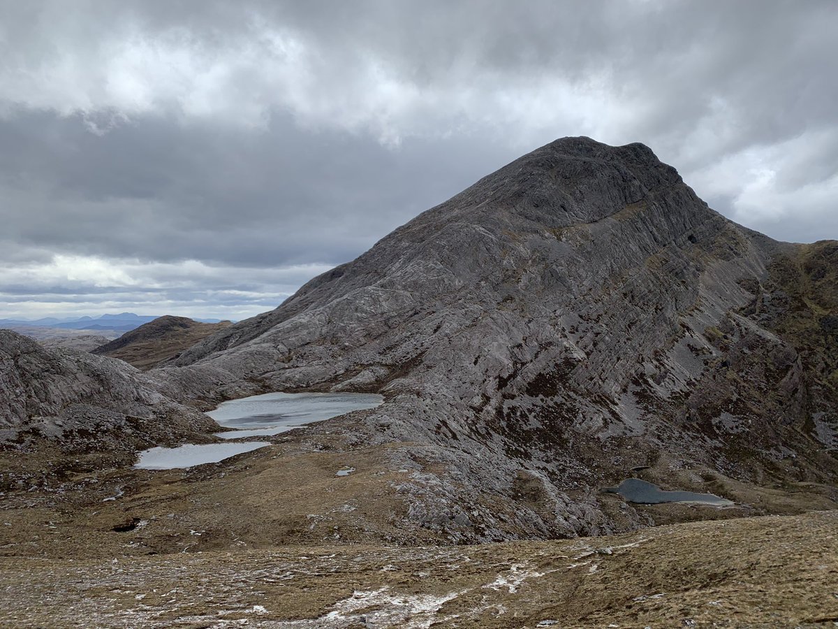 dektasker's tweet image. Snaps from walk up to Maol Chean Dearg. An Ruadh Stac and Lochans looking particularly gorgeous.