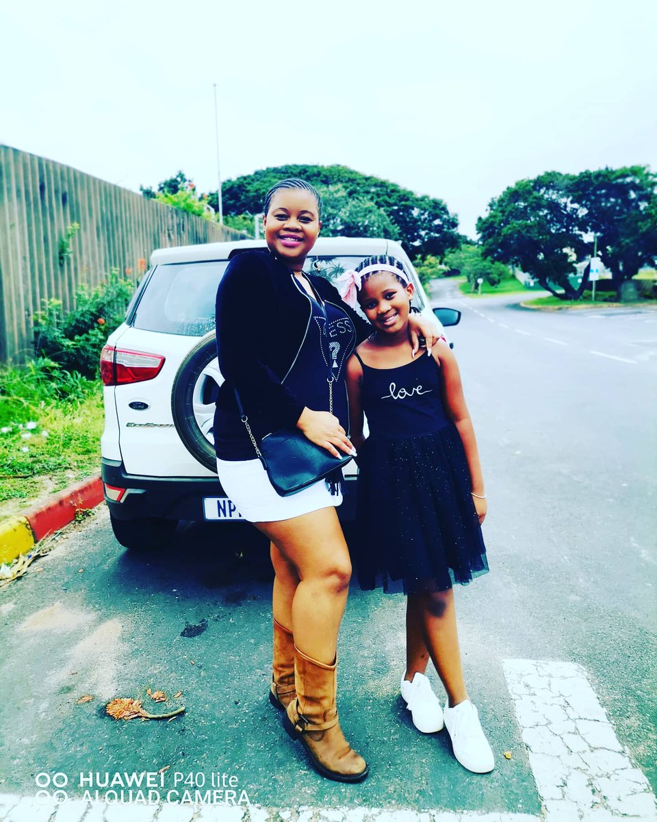 ZoeShibe's tweet photo. #MomAndDaughter❤️ https://t.co/Zc9RLLcXyv