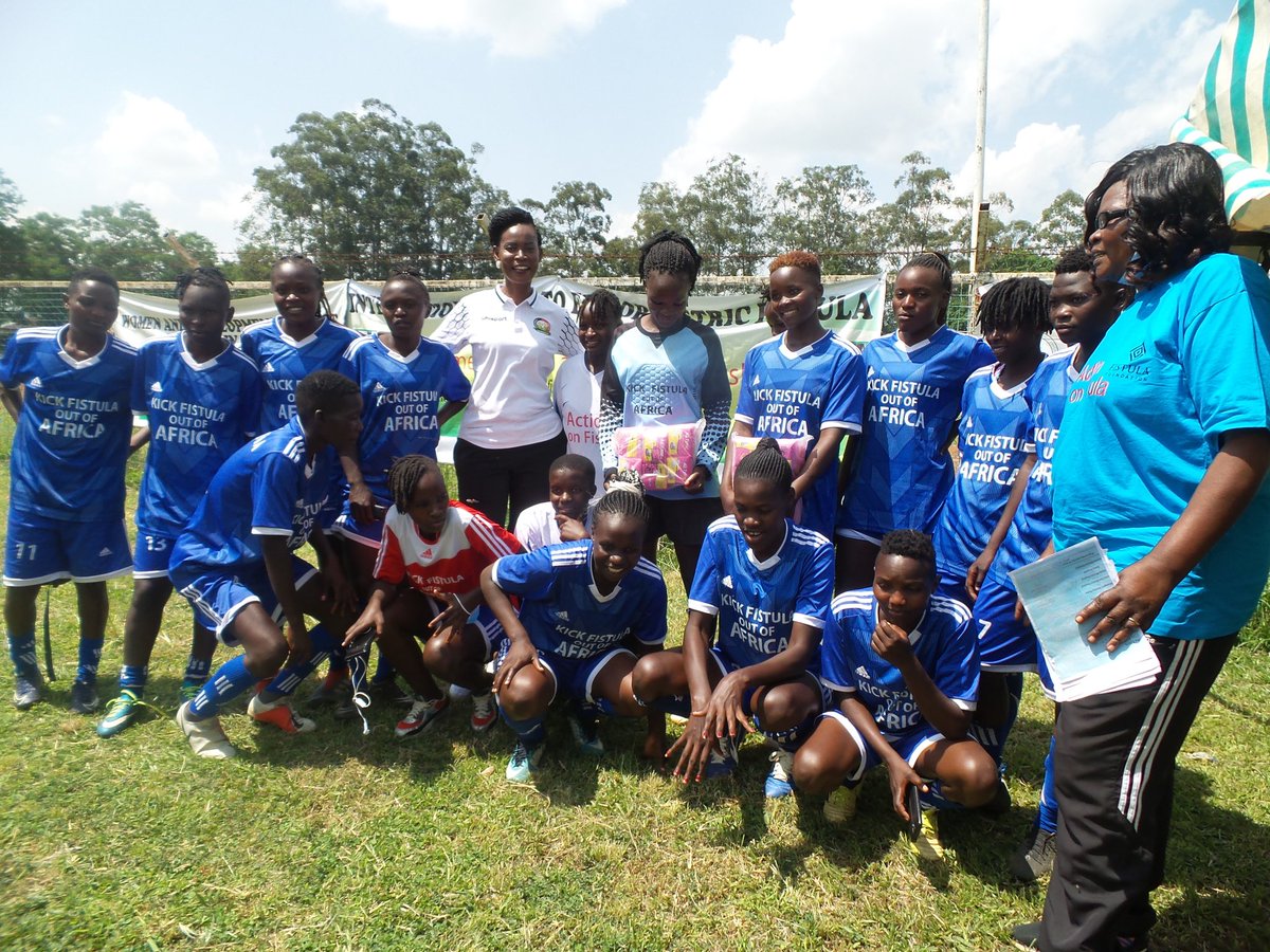 wadadia's tweet photo. #SundayUpdate
Wadadia Fc led discussions to #EndFistula &amp; later engaged in a menstrual hygiene management session that saw both teams issued with sanitary towels courtesy of #KFWA with the endgame to #EndPeriodshame &amp; have more talented girls participate in the sport. https://t.co/RNIFofQVAC