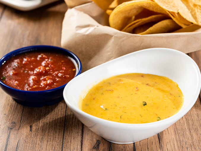 ChewBoom's tweet image. On The Border Offers A Year’s Worth Of Queso For $1 As Part Of New Queso Club Subscription: chewboom.com/2021/05/25/on-… @ontheborder #chewboom