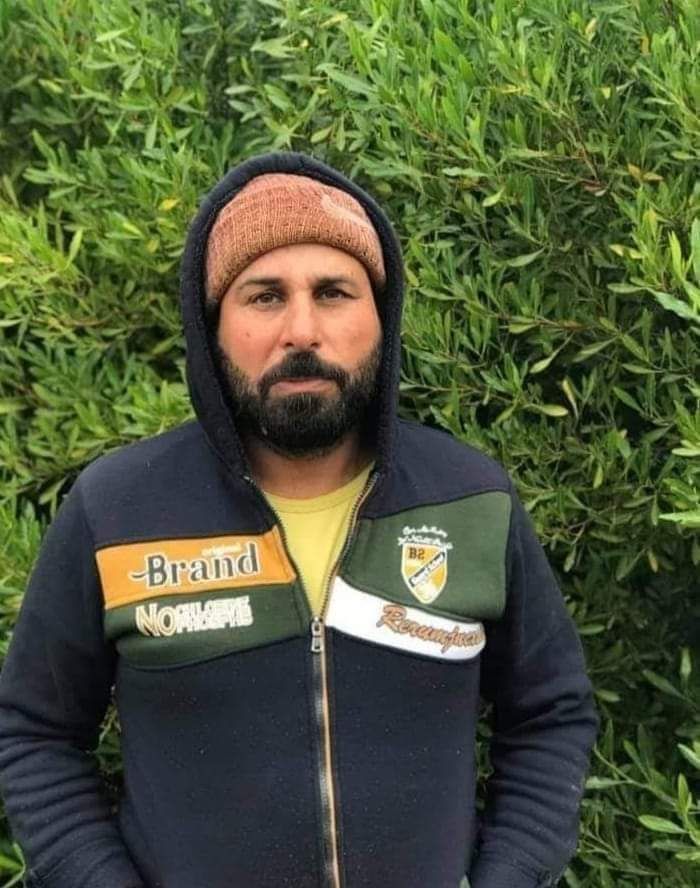 mar1yaam's tweet photo. بسم رب الشهداء 🧡
نبدي ب الشهيد الـ ٣٧٤
شهيد الحـ ـشد العشائري البطل "احمد عبد صالح الفراجي" 🌸

مواليد صلاح الدين استشهد بتاريخ ٢٠٢١/٥/١ اثر صد هجوم لد١عش في قا.طع عمـ ـليات الطارمية/بغداد 💔🦋

أتمنى تهدون الة ثواب ركعتين والي ميكدر يقرأ الفاتحة 💜 https://t.co/r8qR3Hfe0C