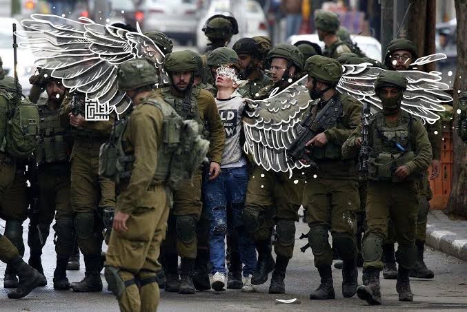Blinded, Handcuffed, Assaulted - This Boy Respresents All Of #Palestine. Welldone <a href="/POTUS/">President Donald J. Trump</a>, You Have Kept Trumps Legacy Of #AmericaFirst Alive. Your Country Isn't A Beacon Of Hope, Rather A Facilitator Of Spreading Hopelessness. Shame On You.
#IsraelApartheidstate
#BoycottIsrael