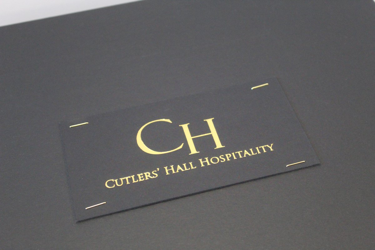 Stitchedboxes's tweet photo. Our boxes come in all shapes, sizes, colours, materials, thicknesses and designs!

We can do for sweet and simple or something a little posh but they will stand out all the same🎉

#ukmfg #boxmanufacturing #sheffield #boxmakers https://t.co/TnSIKZUqaq