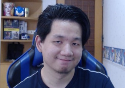 zigzak_guy's tweet photo. After 1 year and 5 months, I finally decided to cut my hair short again. 
Welcome back my (university) hairstyle🤣 https://t.co/LWPxi0yd9w