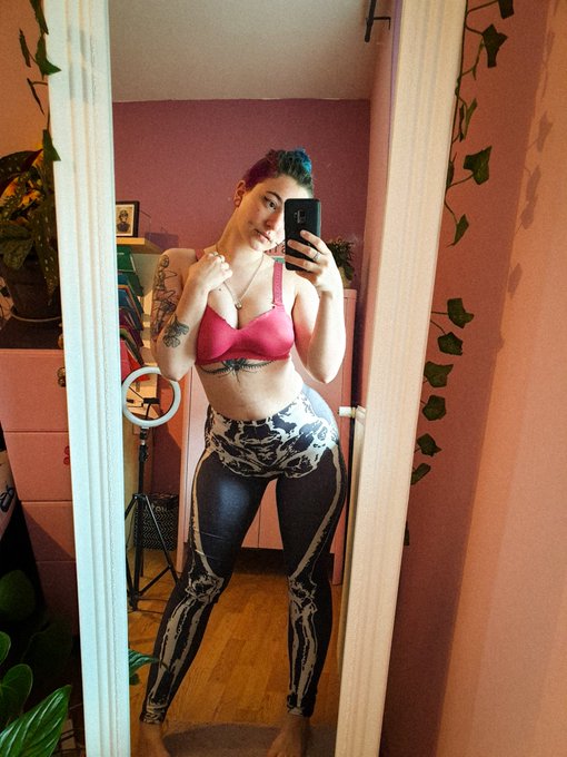 Get back to sport but slowly, I have 2 years to catch up 😭 I think I will post some videos on my OF.