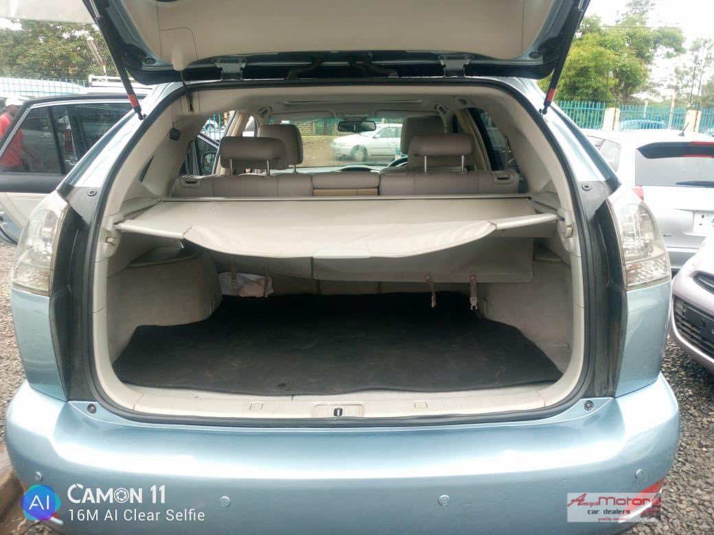 AmyaLtd's tweet photo. KCB 2007 LEXUS RX350 3500CC PETROL AUTOMATIC FOR SALE AT KES 2,000,000.00/=

📞0722-507-458
❇️Mileage: 67,432kms

#SuperDeal
#AmyaMotorsLTD https://t.co/u8yrxvNpaj
