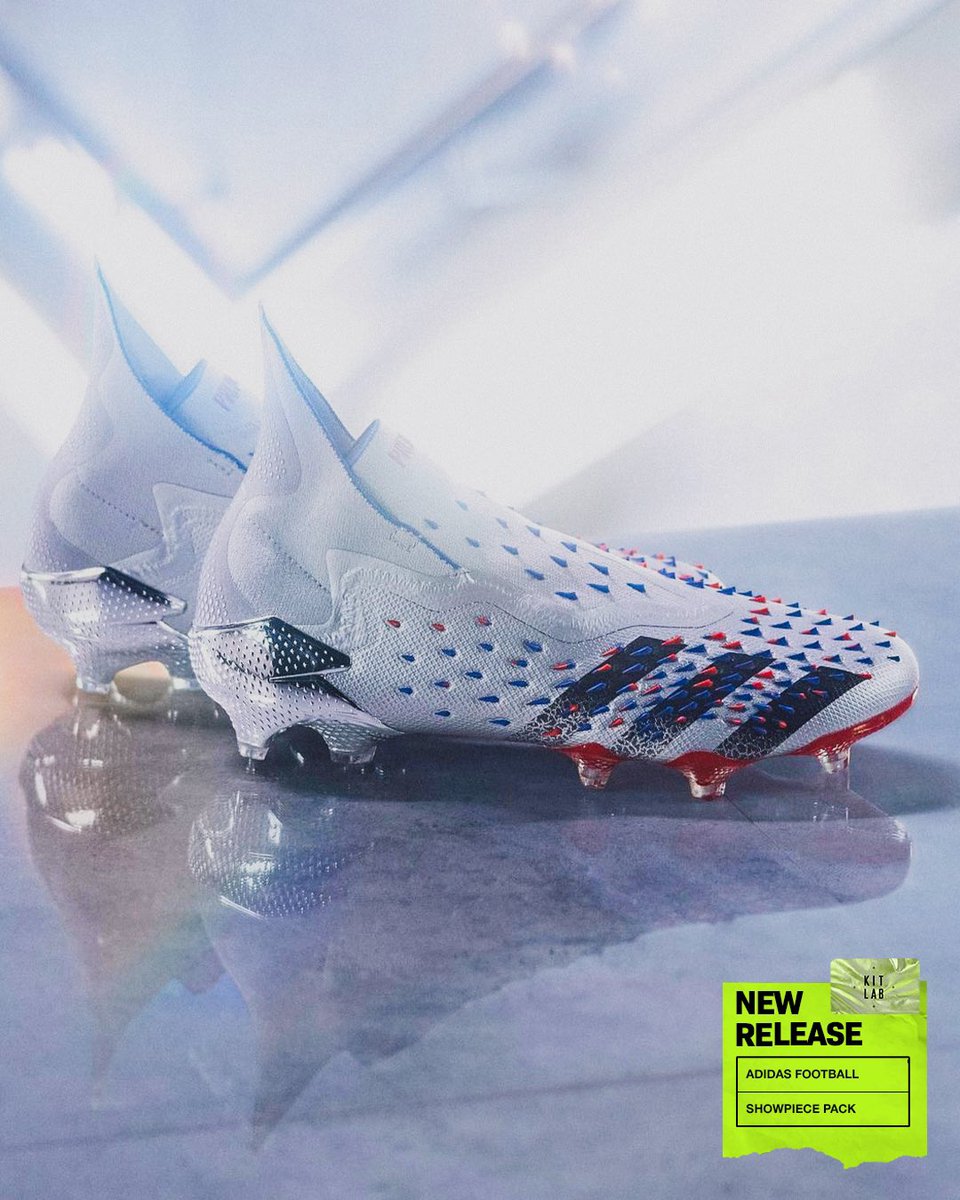 thekitlab's tweet photo. Show Out, Show Up 🎶 
Ball out and put on a show this summer in the new ShowPiece pack from @adidasfootball 🤝
#KitLab #AdidasFootball #ShowPiecePack https://t.co/atrtWR7uvy