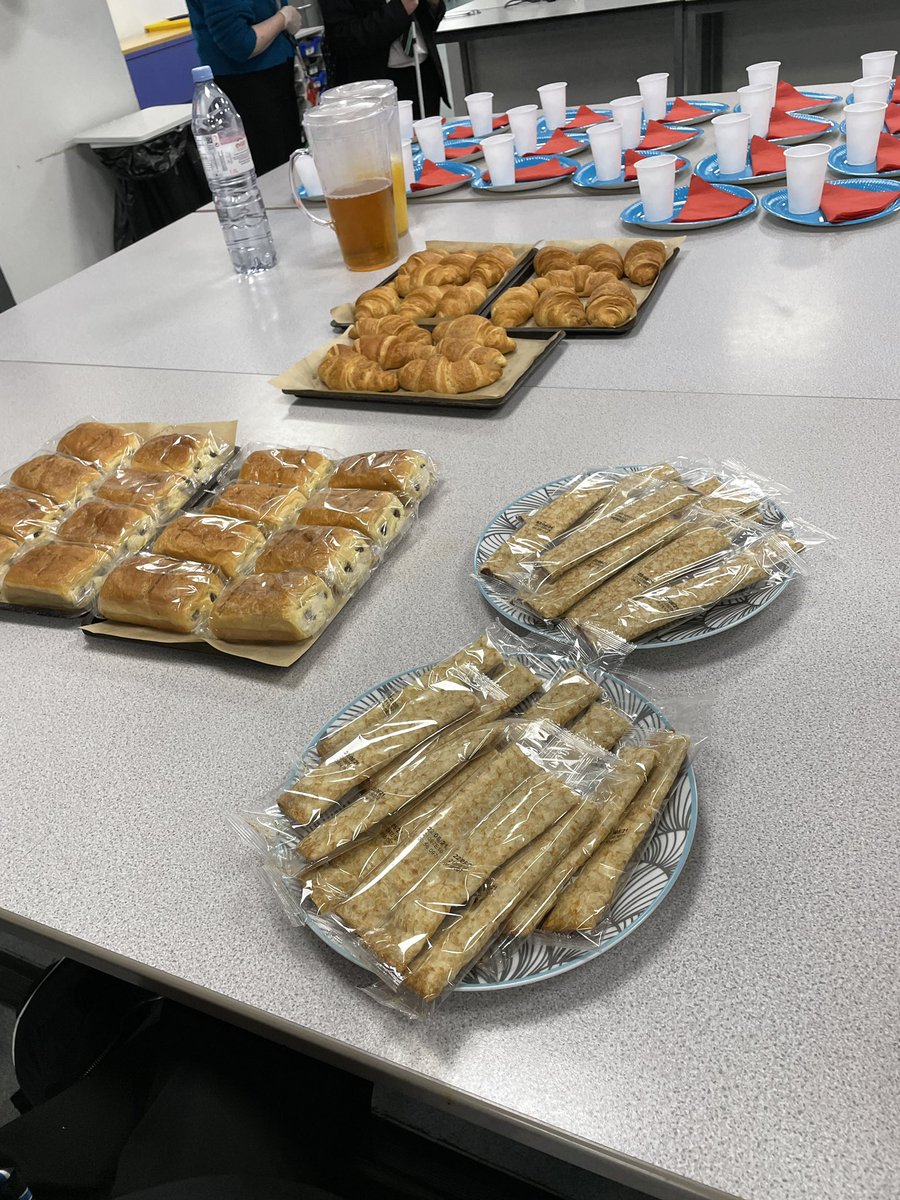 MflDukes's tweet photo. Au revoir Year 11s 🇫🇷🇫🇷🇫🇷🇫🇷 Good luck in your journey 🍀 🍀 https://t.co/swskuCevZB