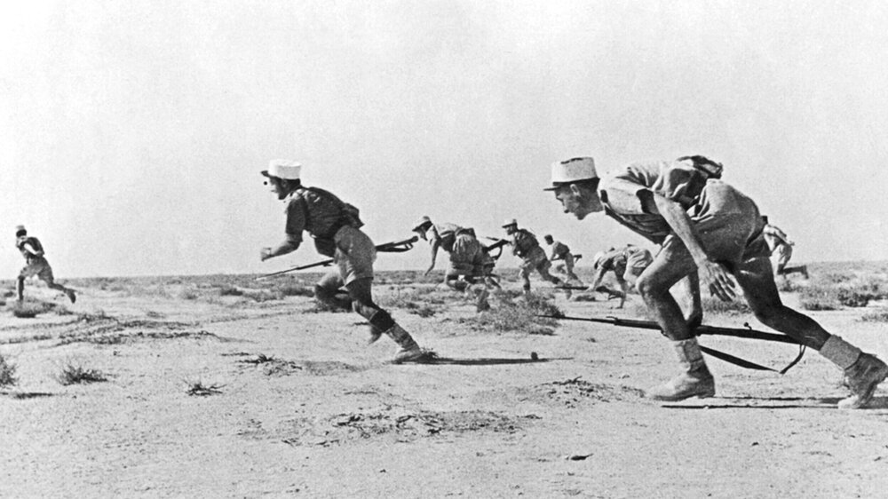 📢 L'évènement du jour : 

▶ 3.700 Français Libres, retranchés à Bir Hakeim dans le désert libyen, résistèrent du 27 mai au 11 juin 1942 à 32.000 soldats allemands et italiens du général Erwin Rommel, retardant l'offensive du "Renard du désert" vers l'Egypte.