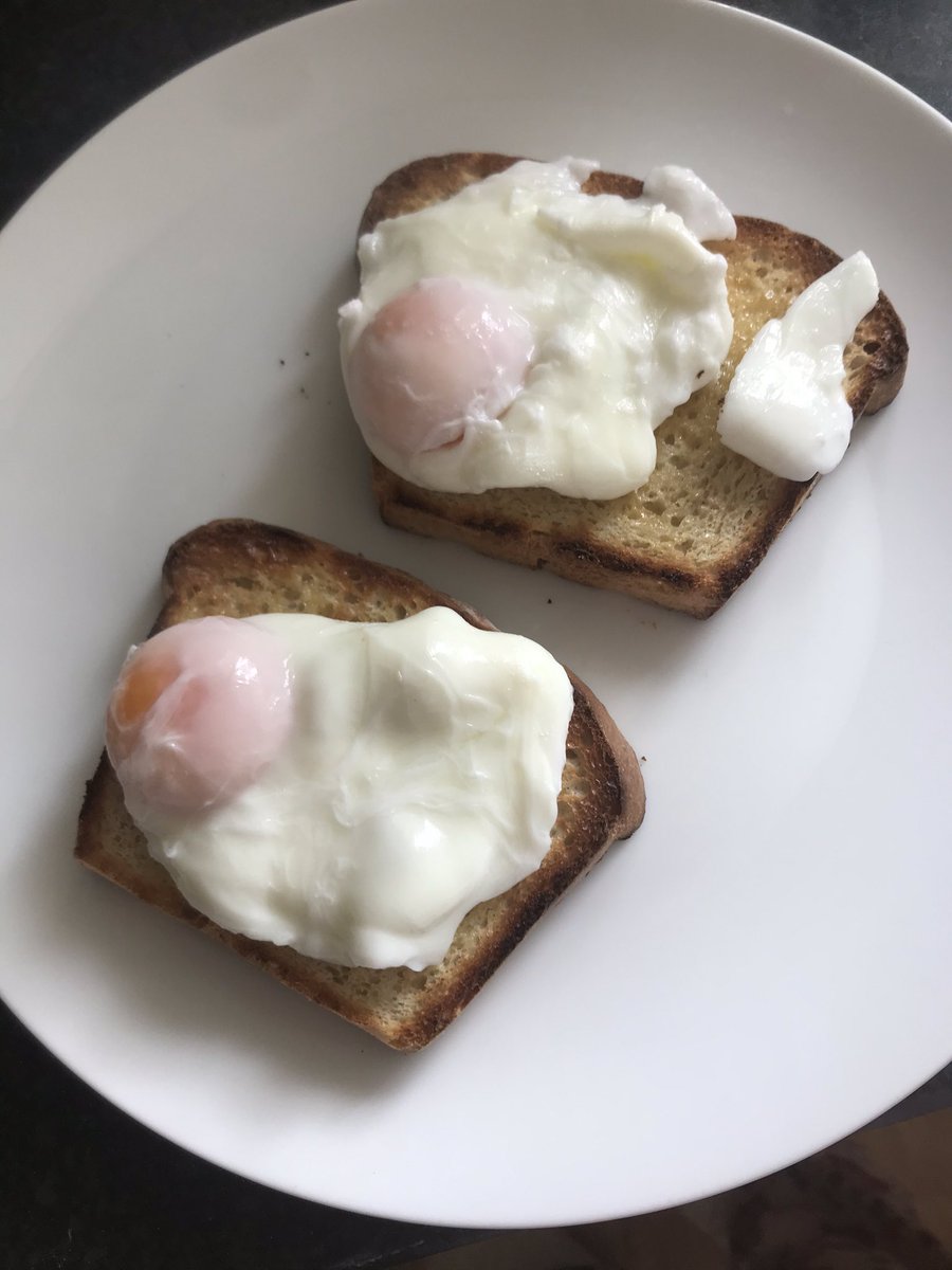 LouellaD's tweet image. Got @Nigella_Lawson old fashioned sandwich loaf out of the oven at 22.35 last night. Breakfast this morning made it absolutely worth it #BestBreadEver