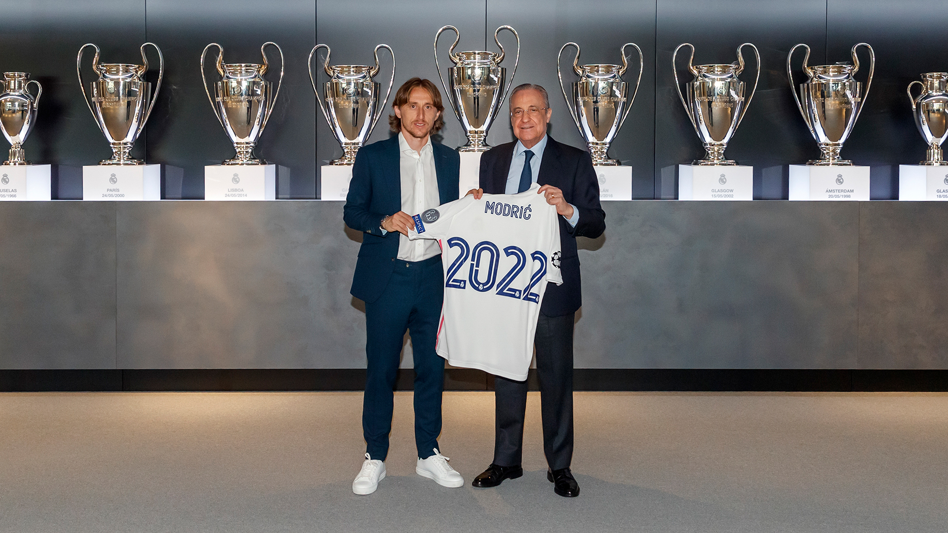 Real Madrid, Luka Modrić renovado até 2022