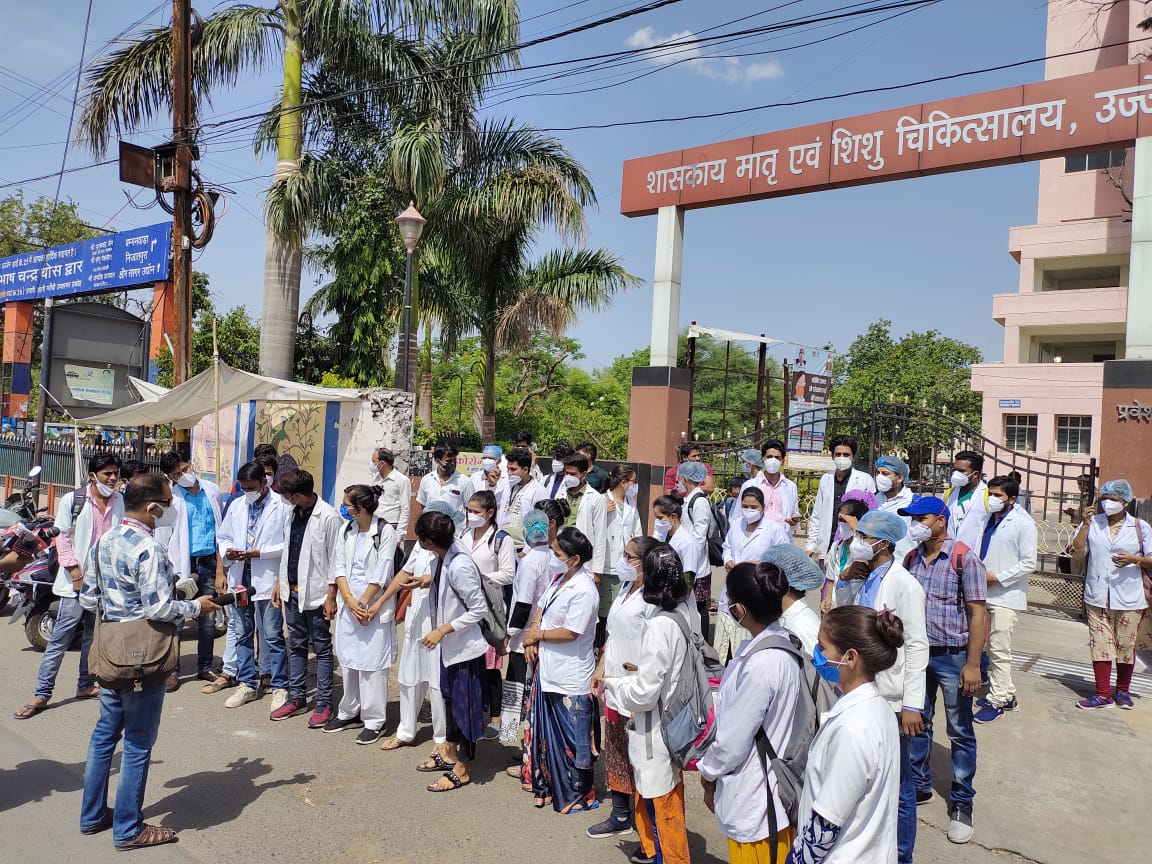 <a href="/OfficeOfKNath/">Kamal Nath</a>