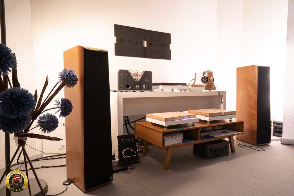 audiobaconnet's tweet photo. All About Liedson
#loudspeakers #hifi #audiophile #amplifiers #highendaudio #frenchgear #liedsonaudio #liedson https://t.co/uD8X3fhvoQ