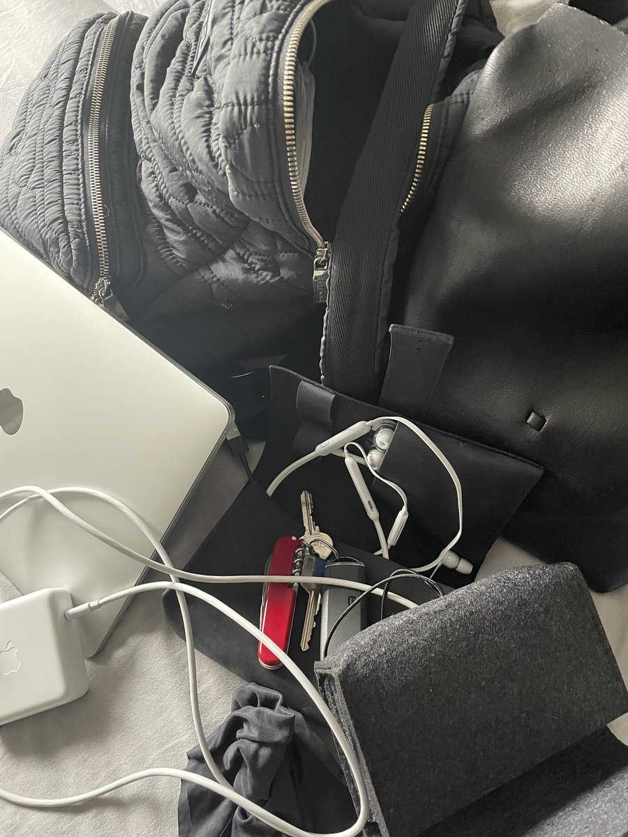 hm_morgan's tweet photo. Working in a cafe day! Me and these bags and tech haven’t all been out together since March 17 last year and I’m so excited and I haven’t forgotten anything (I think) #cafeworking #remoteworking #hotdesk #coffee #yay https://t.co/mjfQWJ31nA