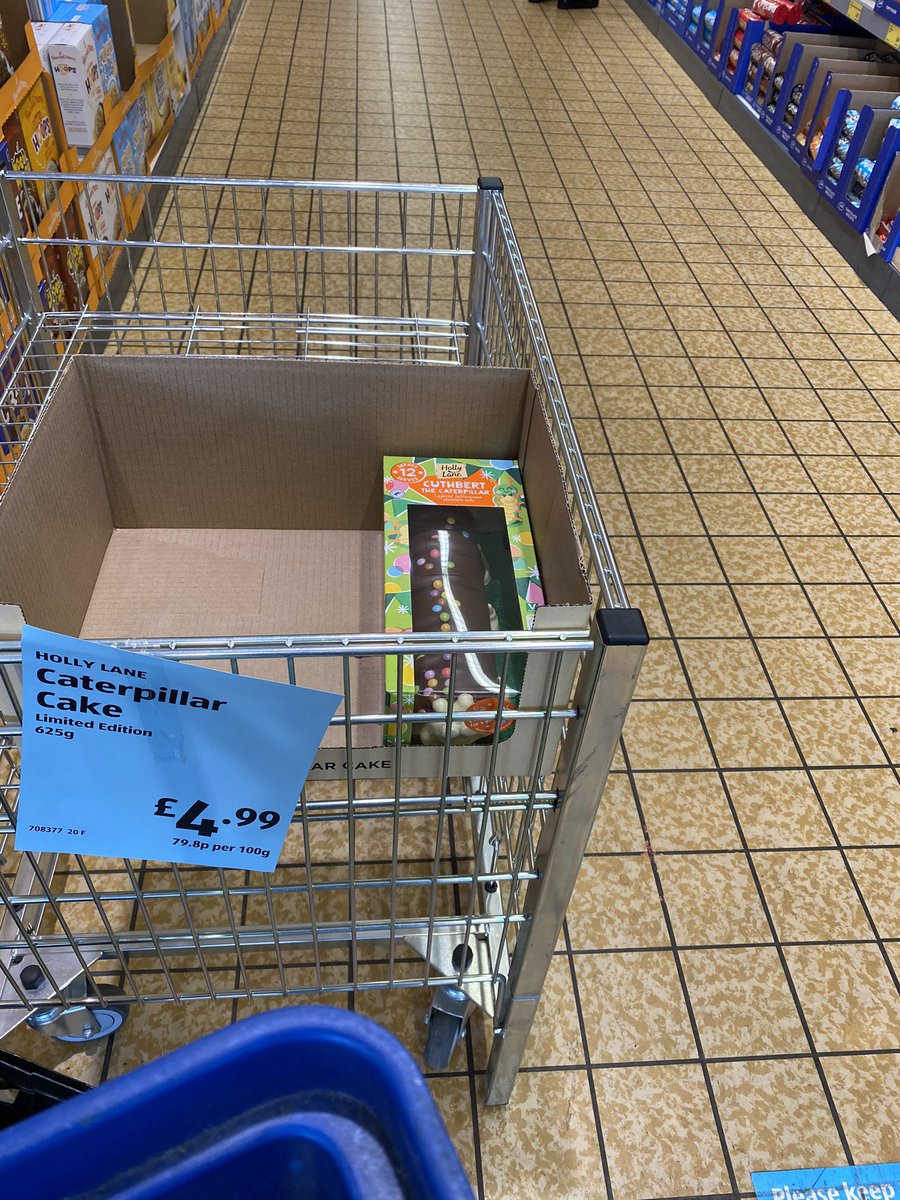 ellie_sue37's tweet image. In honour of seeing my mum for the first time in a ridiculously long time it’s only right we have the greatest in confection conception #cuthbert and it’s the last one! @AldiUK