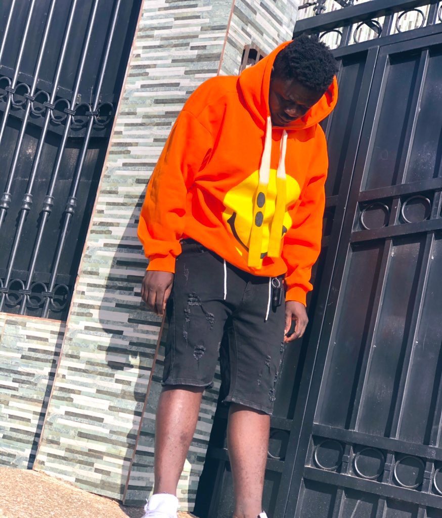 kvng_baff's tweet photo. Happy birthday my man ❤️❤️❤️❤️❤️❤️❤️❤️❤️#HBDTarget https://t.co/mYJhTeaVPb