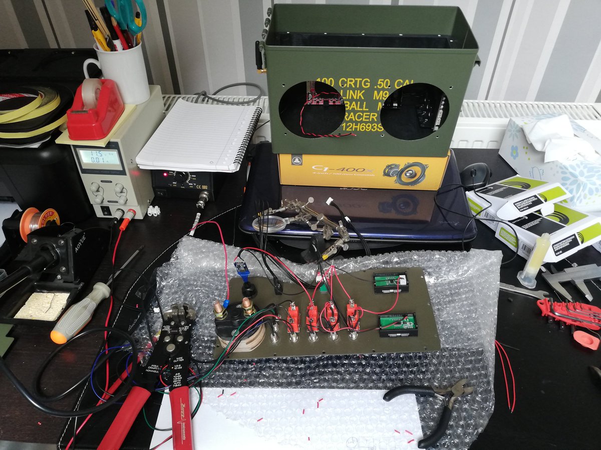BJStroo's tweet photo. Another hand build speaker done! 🔊😎

This one took a while to build, but I'm very please with the result.

Each build I'm stepping up another level and striving for perfection.

#ammocanspeaker #diyaudio #speakerbuilding #daytonaudio https://t.co/cfrVIknFYn