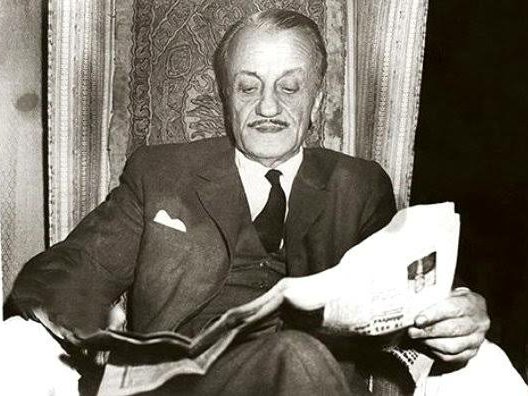 Ölüm güzel şey, budur perde ardından haber
Hiç güzel olmasaydı ölür müydü Peygamber
Öleceğiz müjdeler olsun, müjdeler olsun
Ölümü de öldüren Rabbe secdeler olsun
(NFK)

Ölüm yıldönümünde Sultan-üş Şuara Necip Fazıl Kısakürek'e rahmet dileklerimizle...
#NecipFazılKısakürek