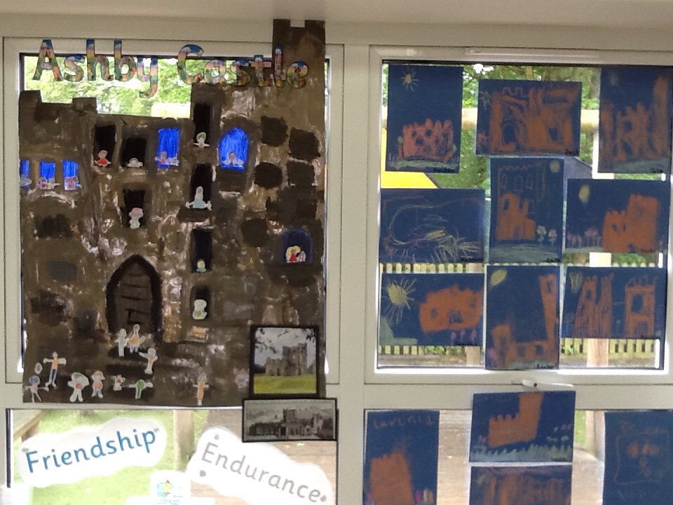 Foundation Stage are learning about their town and how to look after it. They were very interested in learning about Ashby Castle and were great at chalking and painting the Castle. #AshbyCastle #Explorosaurs #Thinkosaurs #Tryosaurs