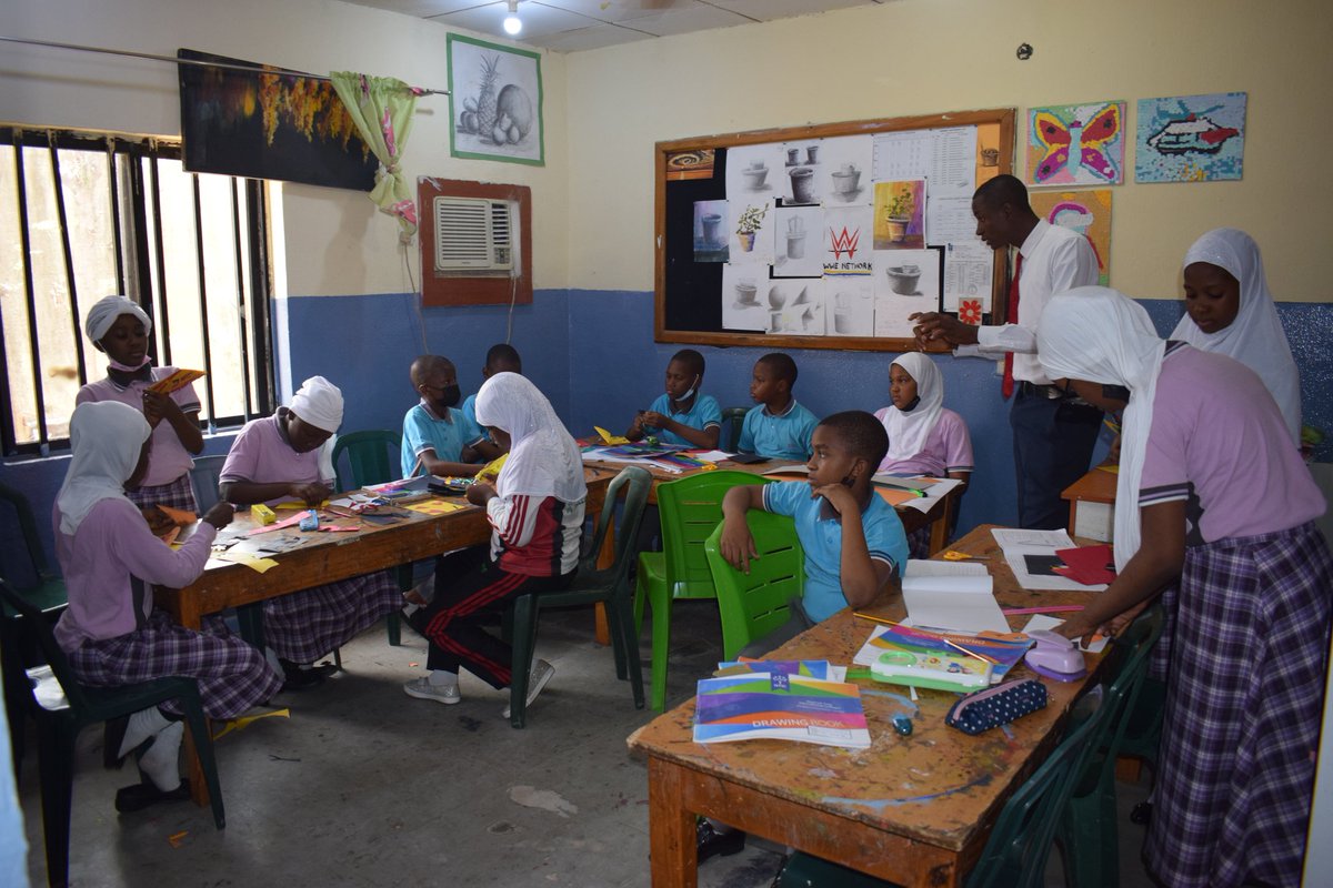 NticNur_Pry's tweet photo. CULTURAL &amp; CREATIVE ART ACTIVITY 

BUILDING VOCATIONAL ENTREPRENEURIAL SKILL
 #CARD MAKING#

BY 2020/2021 PRY 5 NTIC NURSERY/PRIMARY  KADUNA. https://t.co/zJeNg8Fhhk