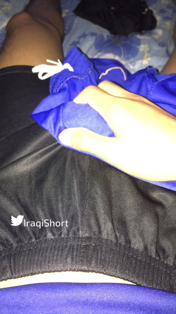 IraqiShort's tweet photo. من الخاص بدون اسم 🩳 مخيل على صديقه يگول احط لشورت مالتة على عيري احس بطيزة وعيرة واجب بي وتشتم ريحة خصاويه وطيزه https://t.co/M13uhaQE81