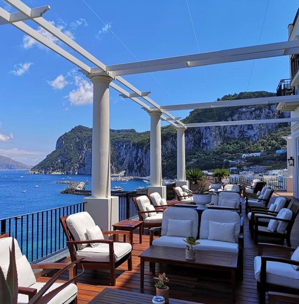 “Capri - The symbol of centuries-old tradition and exclusive hospitality.”
・・・
Capri
Il simbolo di una tradizione secolare nell'accoglienza esclusiva.

<a href="/febografica/">Andrea Febo</a>
#jkplacecapri