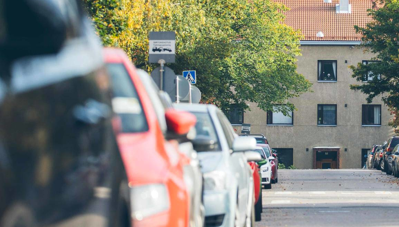 Finnpark halusi kehittää niin palveluitaan, kuin liiketoimintaansakin. Niinpä kehitimme yhdessä asiakkaan kanssa tietovaraston, jonka taustalla on useista lähteistä kerätyn datan integraatio. #data #tietovarasto #snowflake #tableau #aws Lue lisää: hubs.ly/H0N_wKb0