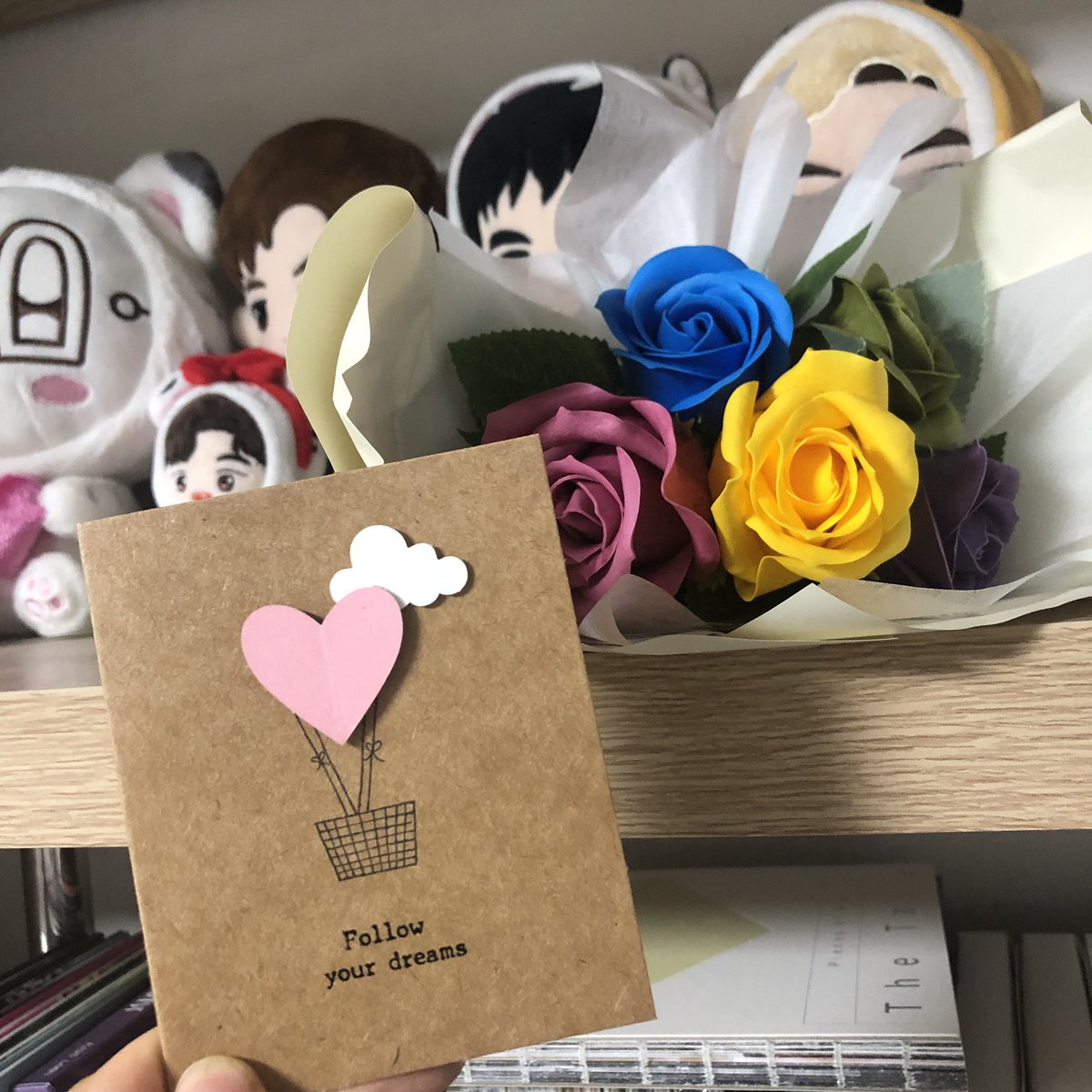 Acubens_BH's tweet photo. ㅠㅠ What is your Romance? 이벤트 당첨....! 플디가 고맙게도 동호로 보내줬다! 먹잘알 제철 강동호 선생님께선 나에게는 참다랑어처럼 활기차게 5월을 보내라고 해주셨다 동호야 니가 내 행복이고 낭만이야❤️
#nuest   #백호 #강동호 #romanticize   #뉴이스트와_주고받는_낭만 https://t.co/EGQ0mFNZlC