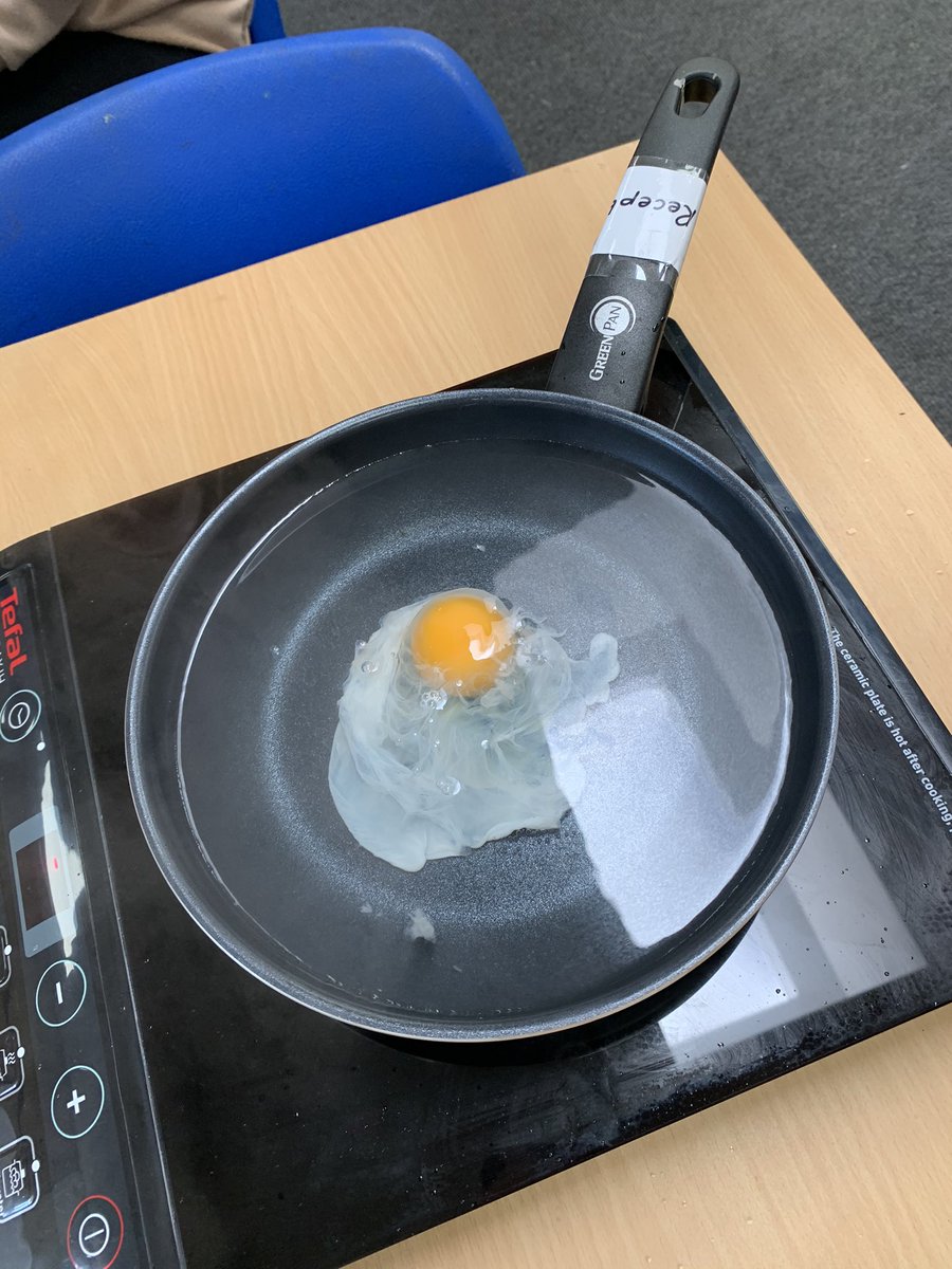 BoughtonHeath's tweet photo. What will happen to the egg Reception? 🤔#scienceweek #changingstate https://t.co/6tQSa1NJYQ