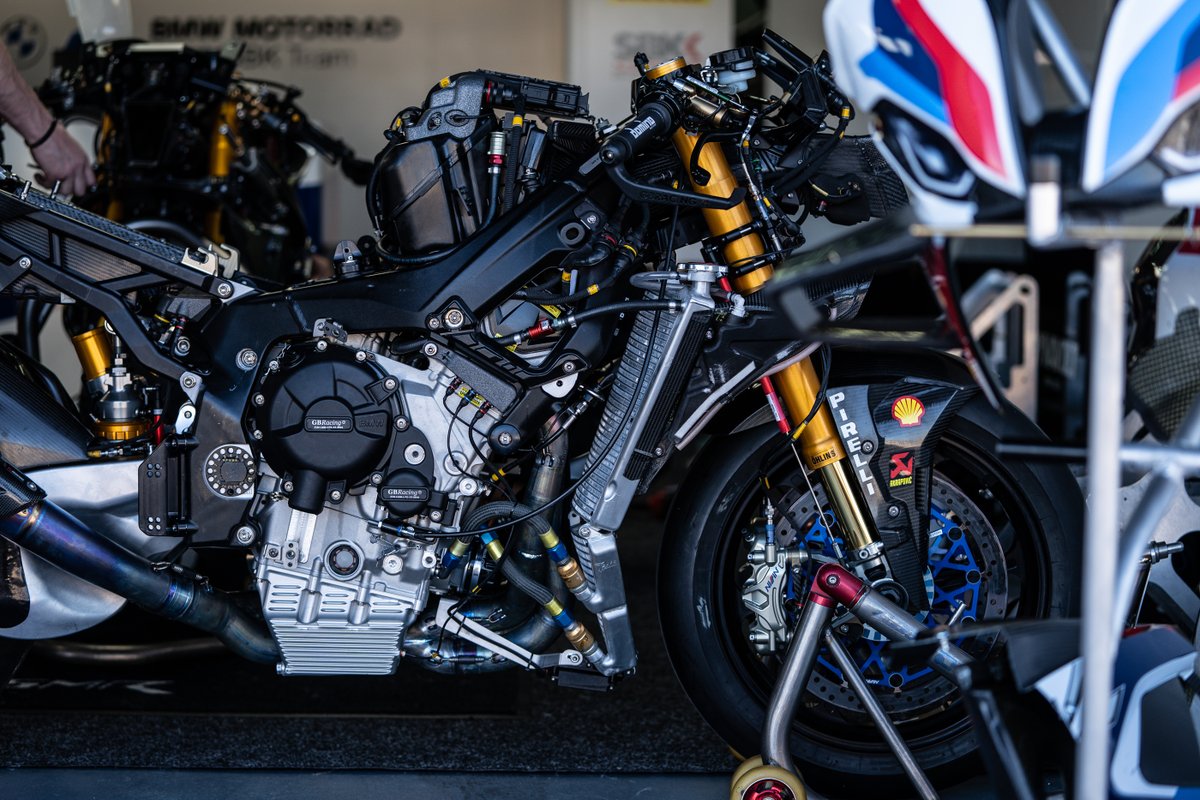 GBRacingEU's tweet photo. The @SMRWorldSBK full-factory BMW M1000RR. Other worldly. Exquisite, exotic and esoteric. Protected by GBRacing products — developed in world championship racing, available for everyone. Shop here for your bike: https://t.co/SyWmJBTsYP #techtuesday #fullfactoryforeveryone https://t.co/CSn1AQSIdA