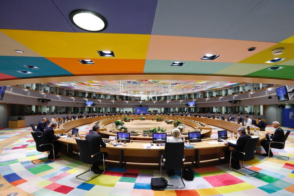 MarcoLeone2021's tweet photo. Primer #EUCO del nuevo gobierno de Italia 🇮🇹🇪🇺 #SistemPol2021 https://t.co/YxUmmPqTFo