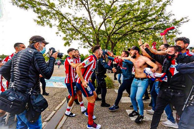 🇨🇿 tweet media