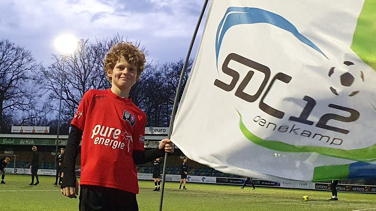 SDC12Denekamp's tweet photo. Niel Aveskamp van SDC '12 naar Twente/Heracles JO12-selectie https://t.co/VuCMFQhO3H https://t.co/n4EvkAJsZ8