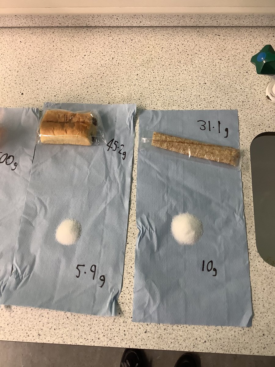 missbatesbio's tweet photo. We had a great time investigating the mass of sugar in different foods at scientific Scran this morning. Bit of an eye opener, I can be the only one who eats a whole family sized chocolate bar without sharing right?🤭
@LHS_Science_  @LarbertHigh @MissLNewberry https://t.co/hY6KFxiqoH