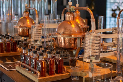SandtonTourism's tweet photo. Enter on our FB page to win a #GinSchoolExperience for 2 adults at the @Inverroche Gin School @IndabaHotel, valued at R895 per person. No u/18. Prize valid for public events only. #SandtonTourism #winner #WorkStayPlayShop #Inverroche #GinSensorium #GinSchoolIndaba #GinMasterclass https://t.co/pYynQA5wmD