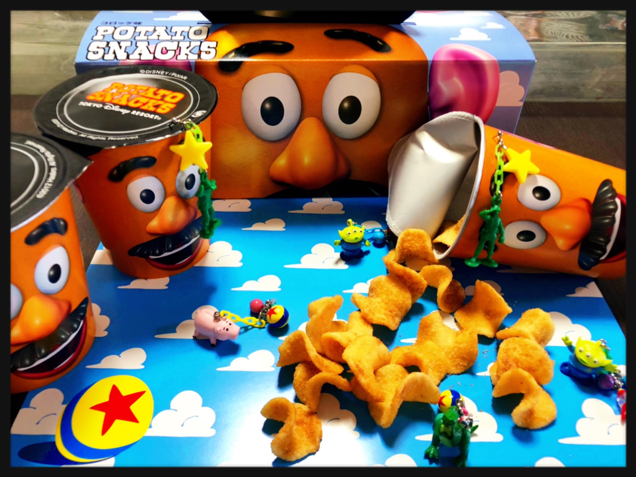 Chi3k1 あぁーやっちまった パパー パパー Mrs ポテトヘッドがお菓子をいっぱい詰め込むから どーしよーウッディ達いないのに アンディが帰ってきちゃうよー 3時の方向にモリー発見 注意して作業せよ サーイエッサー ディズニーマンスリー