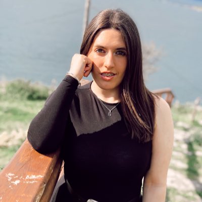 Seleire7's tweet photo. #NuevaFotoDePerfil https://t.co/P8SpPIsfPr